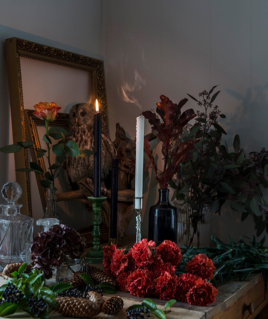 halloween-oppsats-blomster-lys-ig-speil.jpg